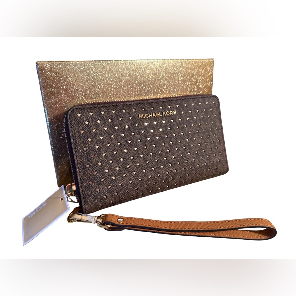 Michael Kors NWT Brown Perforated Gold Stars Multi-Function Wristlet (P218) - Picture 6 of 10